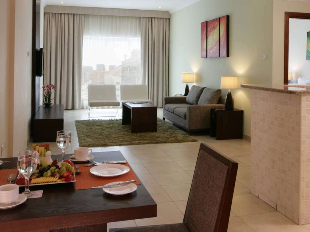 Auris Hotel Apartments Deira Dubai Room photo