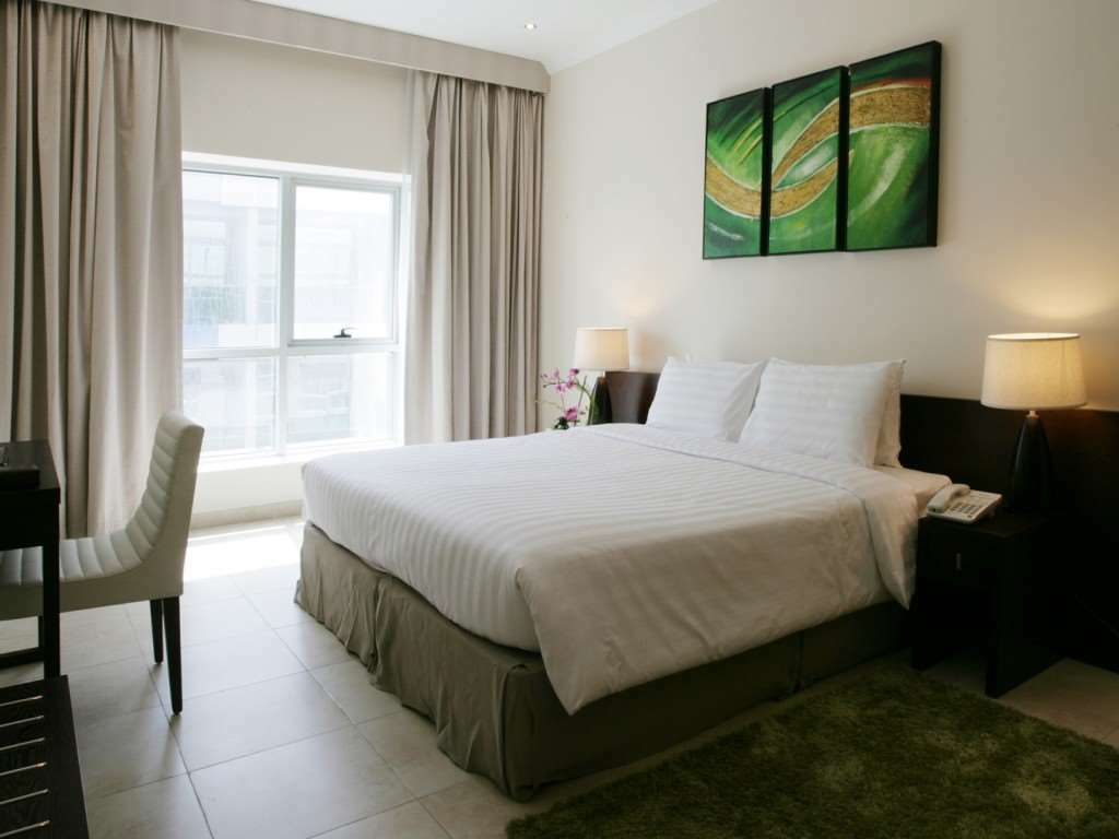 Auris Hotel Apartments Deira Dubai Room photo